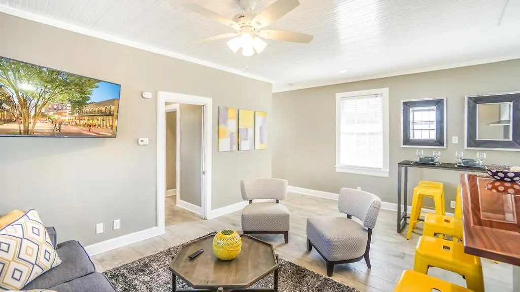 Sun Swept - 1B Downtown Pensacola Home 0*,  United States