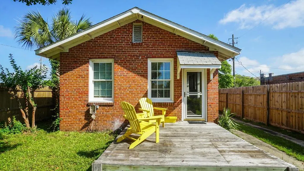 Holiday home Sun Swept - 1B Downtown Pensacola Home